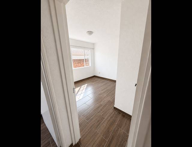 2 BEDROOM SECTIONAL TITLE FOR SALE IN KENLEAF